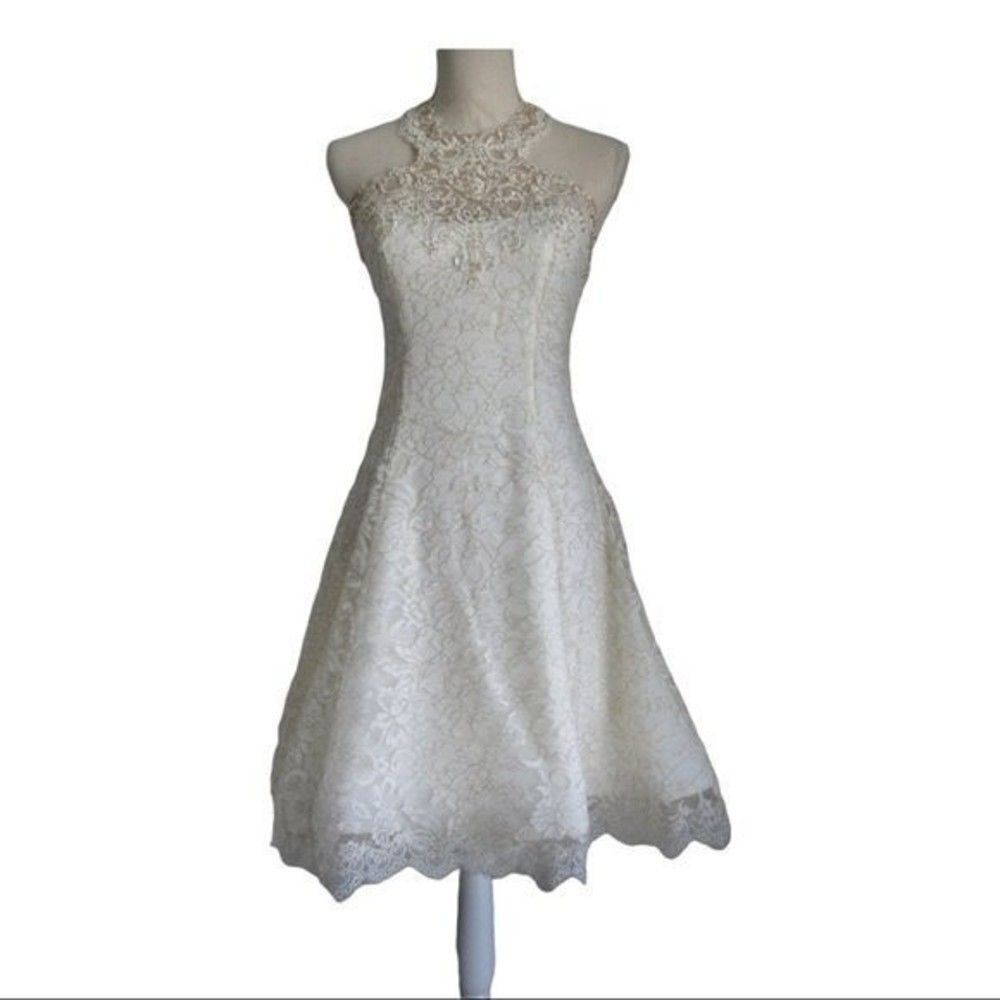 Marchesa Notte Ivory Lace Dress - Picture 2 of 13